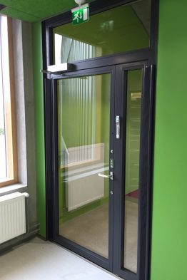 teräsprofiiliovet terasprofiiluks tulekindeluks